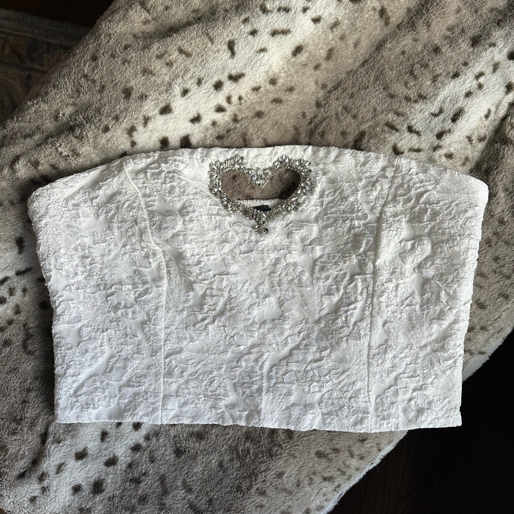 Lulu's Amias White Jacquard Cutout Crop Top